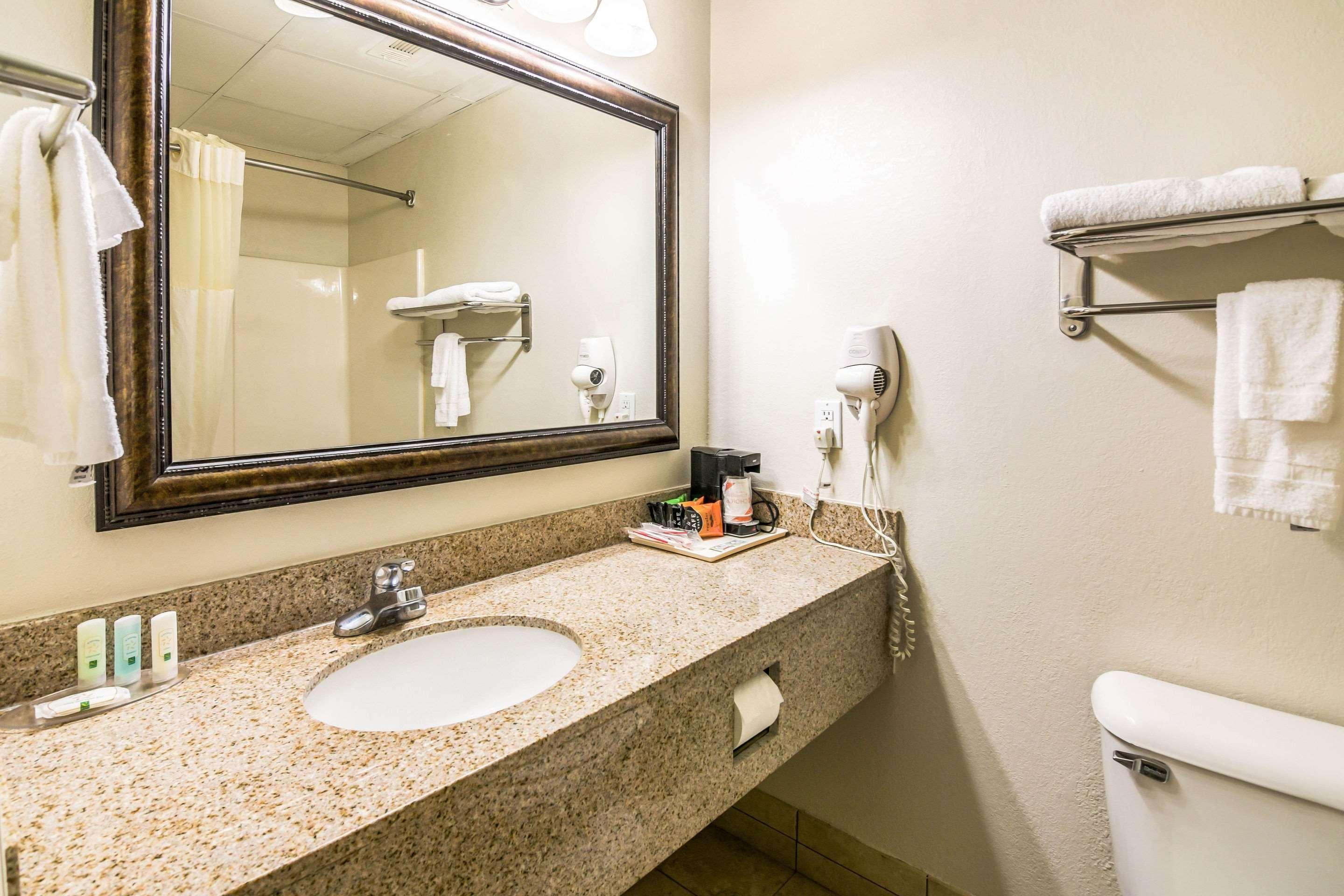 Quality Inn Alexander City Exterior foto